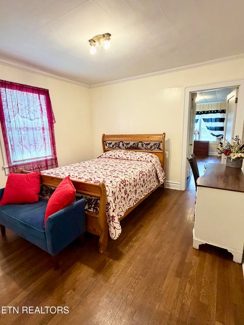 Tiny photo for 108 W Elm St, LaFollette, TN 37766 (MLS # 1358435)