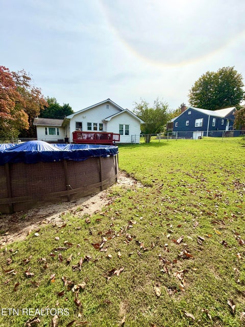 Tiny photo for 108 W Elm St, LaFollette, TN 37766 (MLS # 1358435)