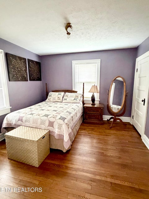 Tiny photo for 108 W Elm St, LaFollette, TN 37766 (MLS # 1358435)