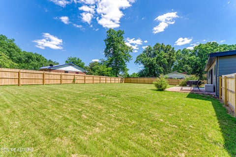 Tiny photo for 101 Wayne Place, Oak Ridge, TN 37830 (MLS # 1344181)