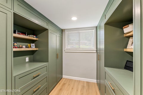 Tiny photo for 101 Wayne Place, Oak Ridge, TN 37830 (MLS # 1344181)