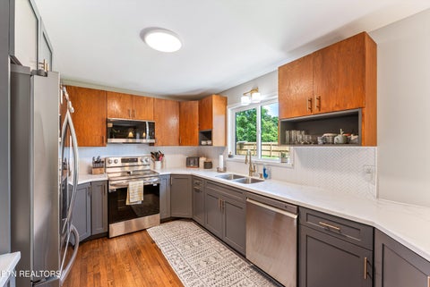 Tiny photo for 101 Wayne Place, Oak Ridge, TN 37830 (MLS # 1344181)