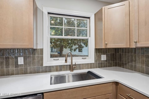 Tiny photo for 1125 Greywood Drive, Knoxville, TN 37923 (MLS # 1355714)