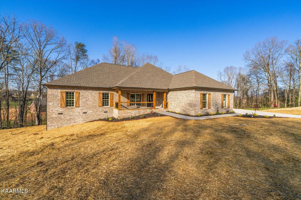 Photo of 610 Bainbridge Drive, Walland, TN 37886 (MLS # 1222409)
