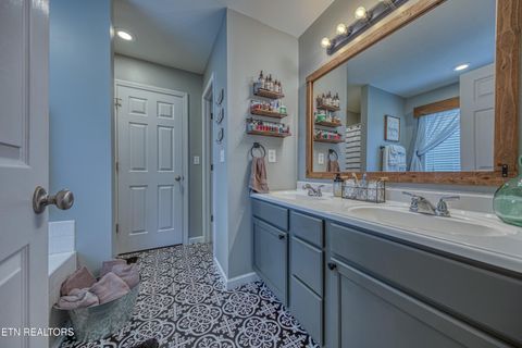 Tiny photo for 1103 Earnhardt Lane, LaFollette, TN 37766 (MLS # 1337853)