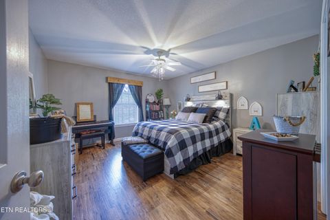 Tiny photo for 1103 Earnhardt Lane, LaFollette, TN 37766 (MLS # 1337853)