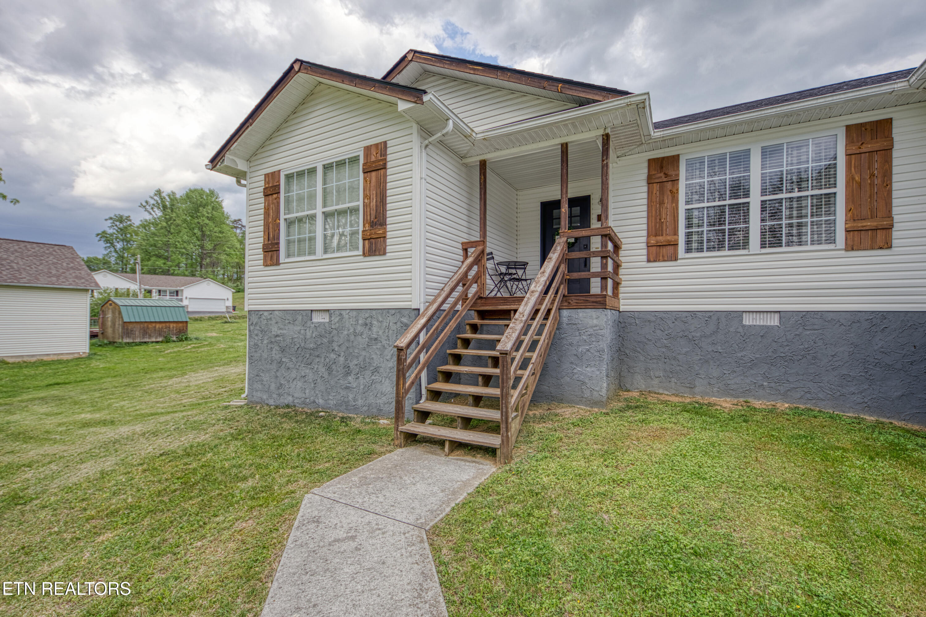 1103 Earnhardt Lane