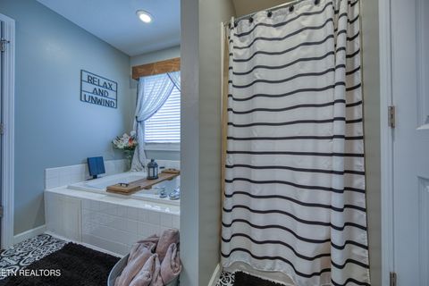 Tiny photo for 1103 Earnhardt Lane, LaFollette, TN 37766 (MLS # 1337853)