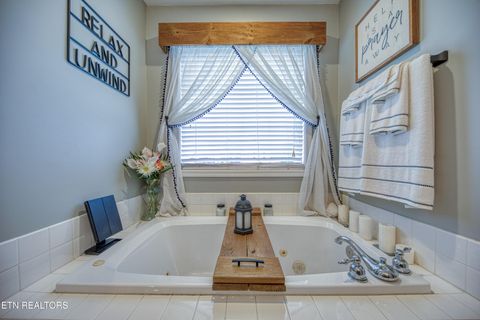 Tiny photo for 1103 Earnhardt Lane, LaFollette, TN 37766 (MLS # 1337853)