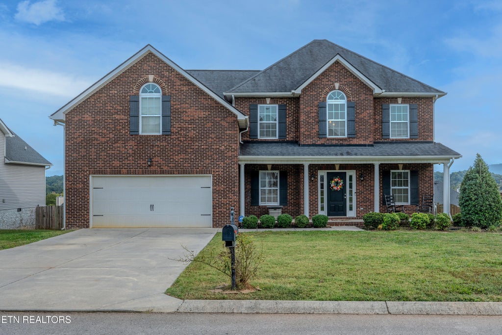 Photo of 2827 Southwinds Circle, Sevierville, TN 37876 (MLS # 1358947)