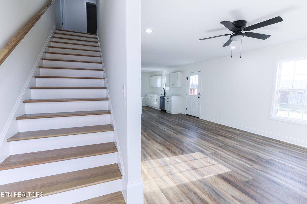 Photo of 101 Ken Lewis Way, Maryville, TN 37801 (MLS # 1323149)