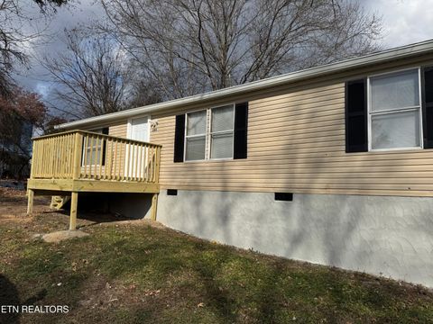 Photo of 205 Royal St, Clinton, TN 37716 (MLS # 1322374)