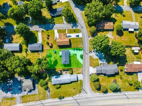 Tiny photo for 103 Elm St, Clinton, TN 37716 (MLS # 1342217)