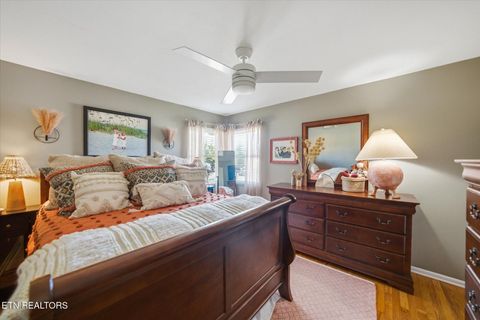 Tiny photo for 103 Elm St, Clinton, TN 37716 (MLS # 1342217)