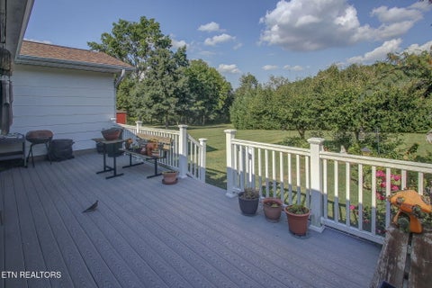 Tiny photo for 3726 Cherrylog Rd, Knoxville, TN 37921 (MLS # 1356448)