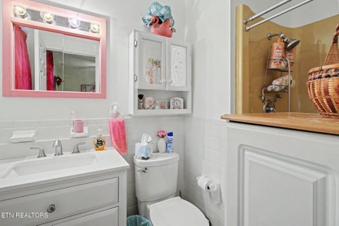 Tiny photo for 3726 Cherrylog Rd, Knoxville, TN 37921 (MLS # 1356448)