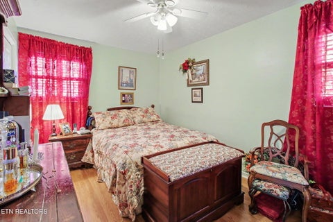 Tiny photo for 3726 Cherrylog Rd, Knoxville, TN 37921 (MLS # 1356448)