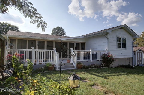 Tiny photo for 3726 Cherrylog Rd, Knoxville, TN 37921 (MLS # 1356448)