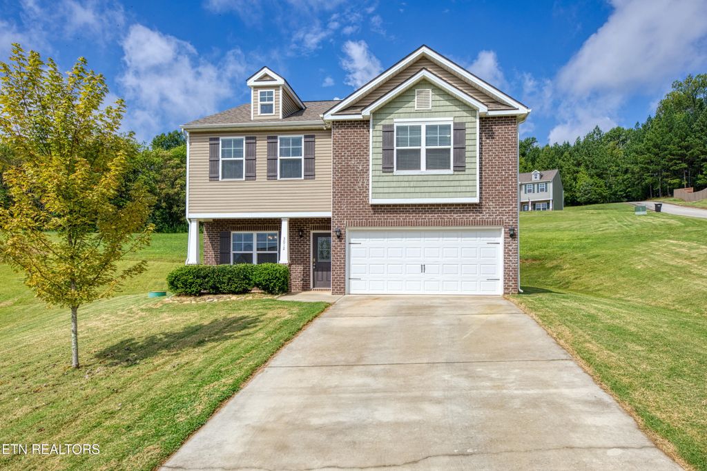 Photo of 3012 Sagegrass Drive, Louisville, TN 37777 (MLS # 1314351)
