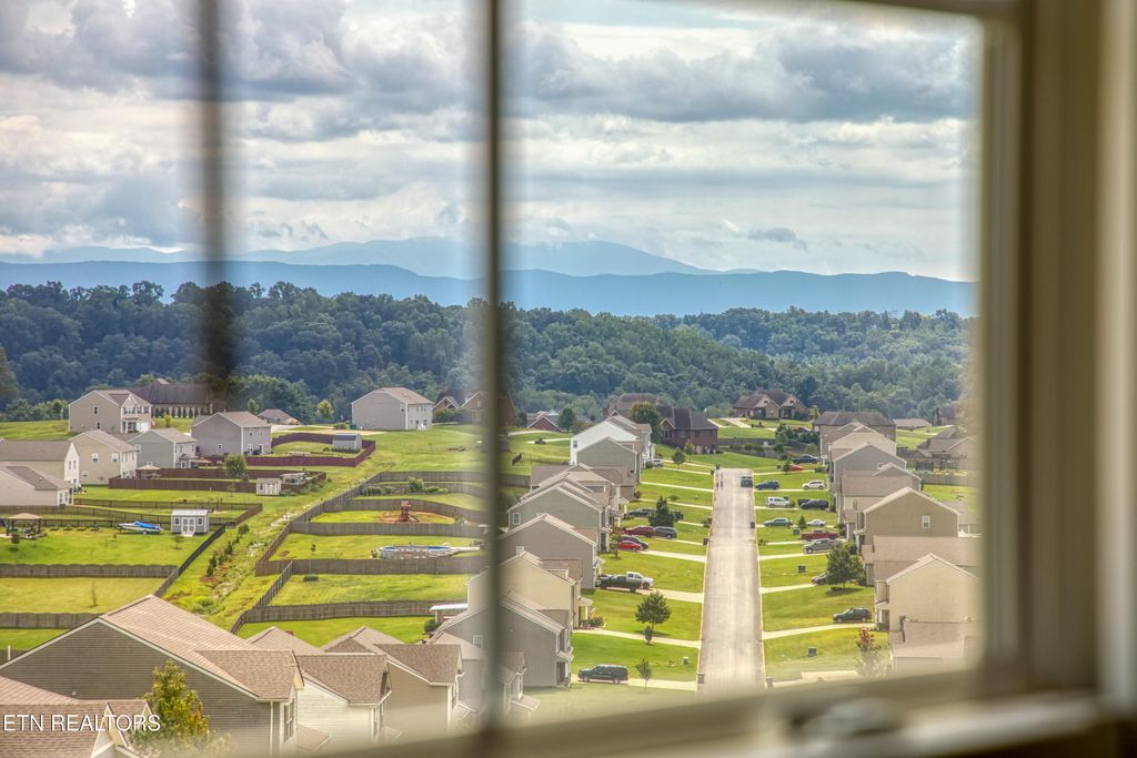 Photo of 3012 Sagegrass Drive, Louisville, TN 37777 (MLS # 1314351)