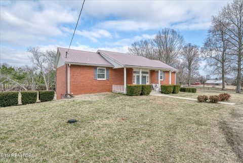 165 Almyra Rd Sparta TN 38583