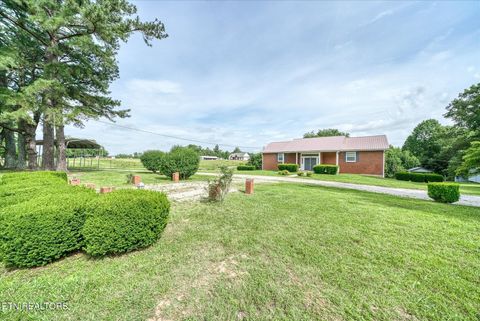 165 Almyra Rd Sparta TN 38583