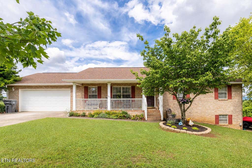 Photo of 442 Wilaway Rd, Maryville, TN 37801 (MLS # 1351120)