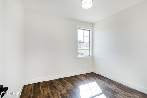 Tiny photo for 3019 Bridgewater Blvd, Morristown, TN 37814 (MLS # 1342700)