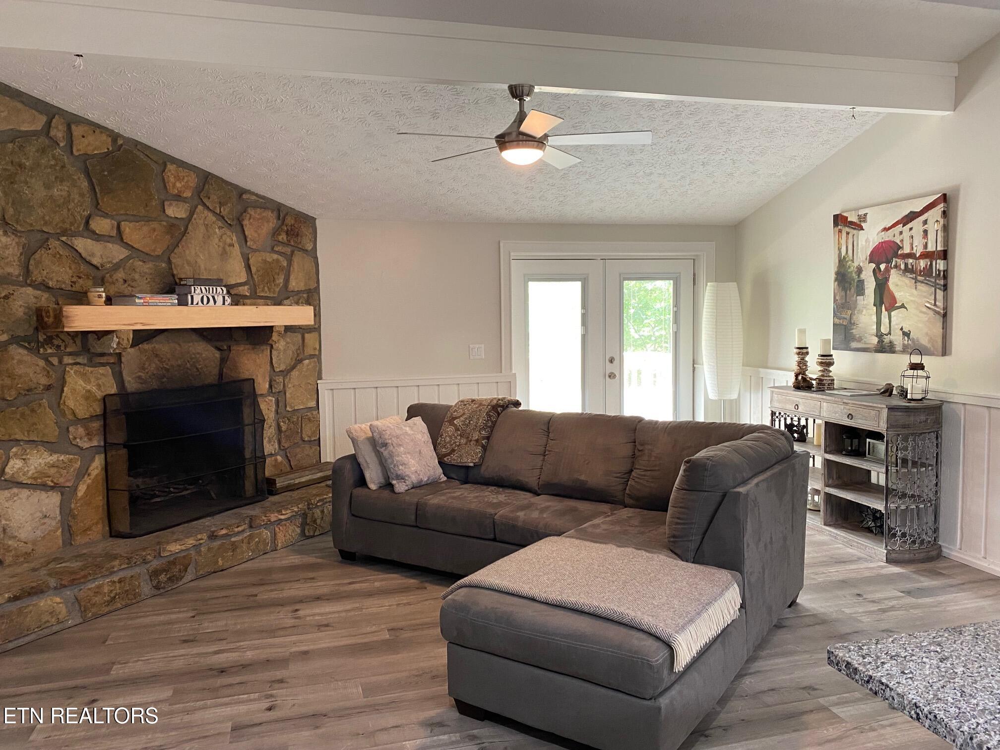 4128 Dolly's Drive 104 A&B