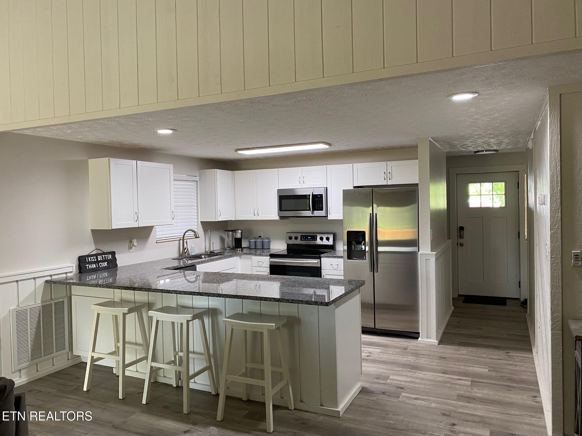 4128 Dolly's Drive 104 A&B