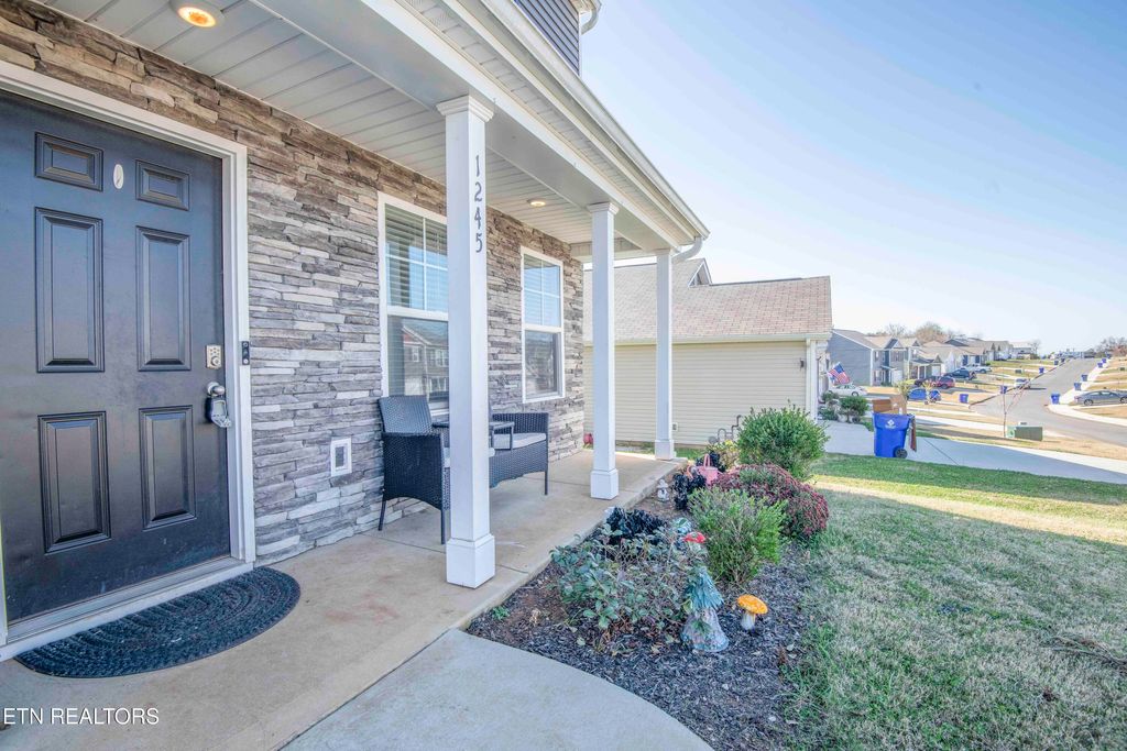 Photo of 1245 Cole Drive, Talbott, TN 37877 (MLS # 1321771)