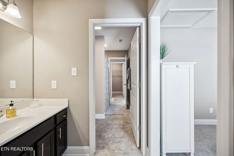 Tiny photo for 515 Broadberry Ave, Oak Ridge, TN 37830 (MLS # 1327602)