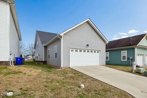 Tiny photo for 515 Broadberry Ave, Oak Ridge, TN 37830 (MLS # 1327602)