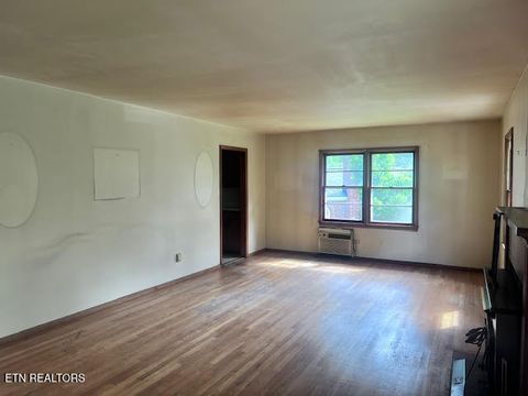 Tiny photo for 3039 N Hills Blvd, Knoxville, TN 37917 (MLS # 1308098)
