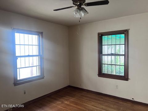 Tiny photo for 3039 N Hills Blvd, Knoxville, TN 37917 (MLS # 1308098)