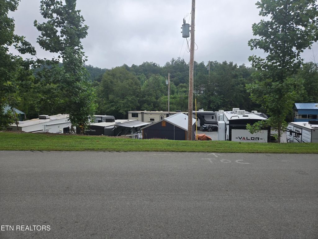 Photo of Marina Landing Rd, Tazewell, TN 37879 (MLS # 1312979)