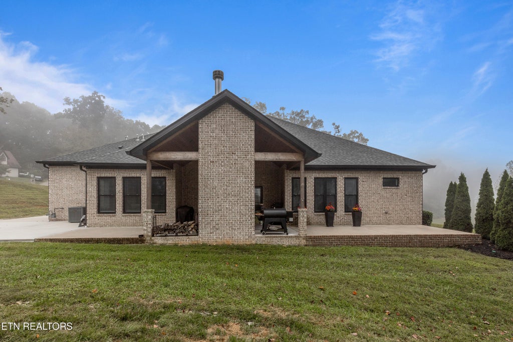 Photo of 105 Top Sail Court, Andersonville, TN 37705 (MLS # 1359376)