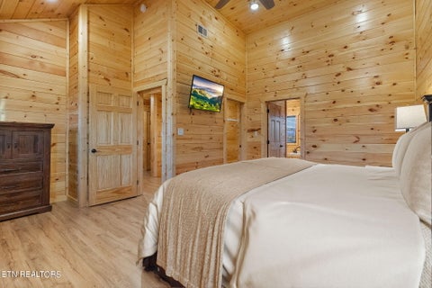 Tiny photo for 678 Stockton Drive, Sevierville, TN 37876 (MLS # 1359679)