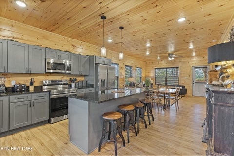 Tiny photo for 678 Stockton Drive, Sevierville, TN 37876 (MLS # 1359679)
