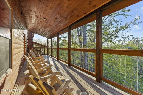 Tiny photo for 678 Stockton Drive, Sevierville, TN 37876 (MLS # 1359679)