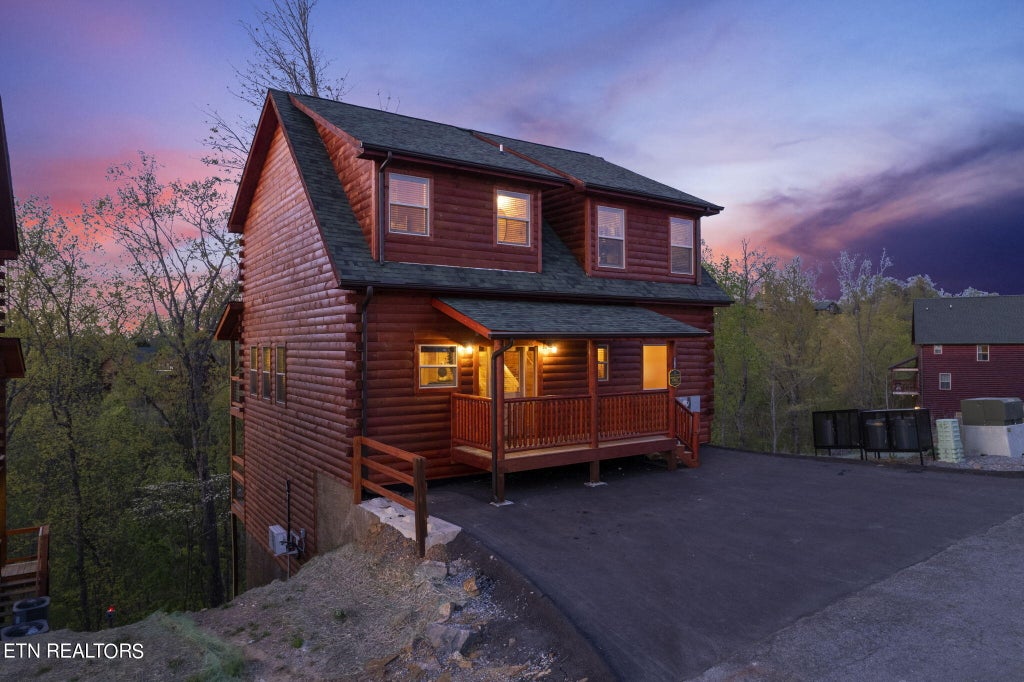 Photo of 678 Stockton Drive, Sevierville, TN 37876 (MLS # 1359679)