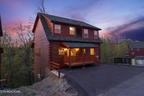 Photo of 678 Stockton Drive, Sevierville, TN 37876 (MLS # 1359679)