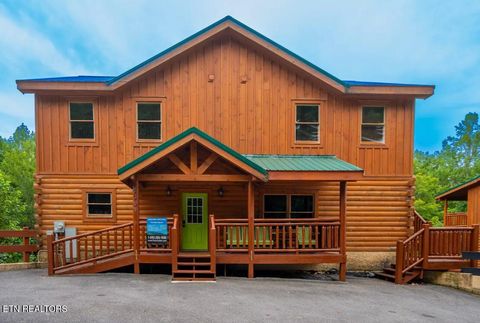 Photo of 4359 Forest Ridge Way, Pigeon Forge, TN 37863 (MLS # 1333672)