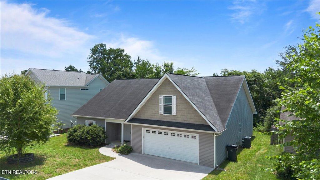 Photo of 7342 Kennon Park Lane, Knoxville, TN 37909 (MLS # 1308436)