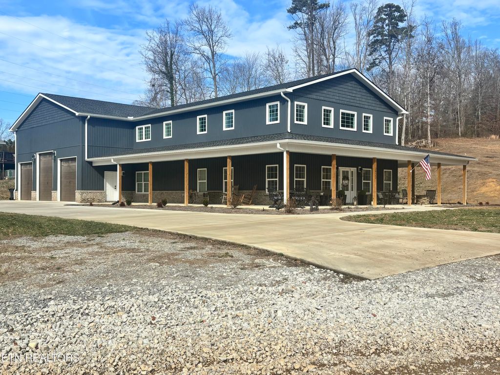 Photo of 2922 Samples Rd, Louisville, TN 37777 (MLS # 1328616)