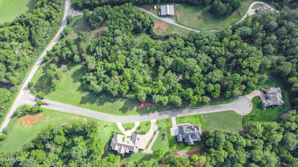 Photo of 3325 Preserve Pointe, Louisville, TN 37777 (MLS # 1217750)