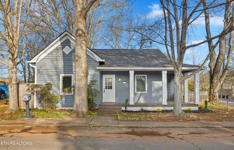 Photo of 700 Wharf St, Loudon, TN 37774 (MLS # 1329315)