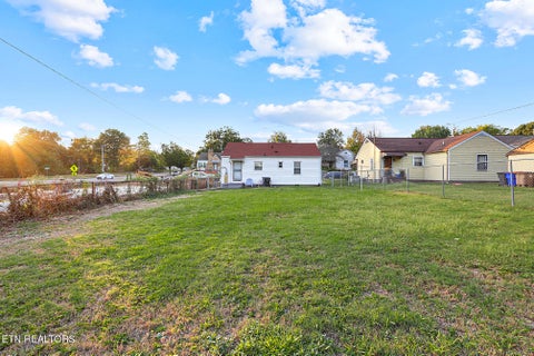 Tiny photo for 2610 Woodbine Ave, Knoxville, TN 37914 (MLS # 1355777)