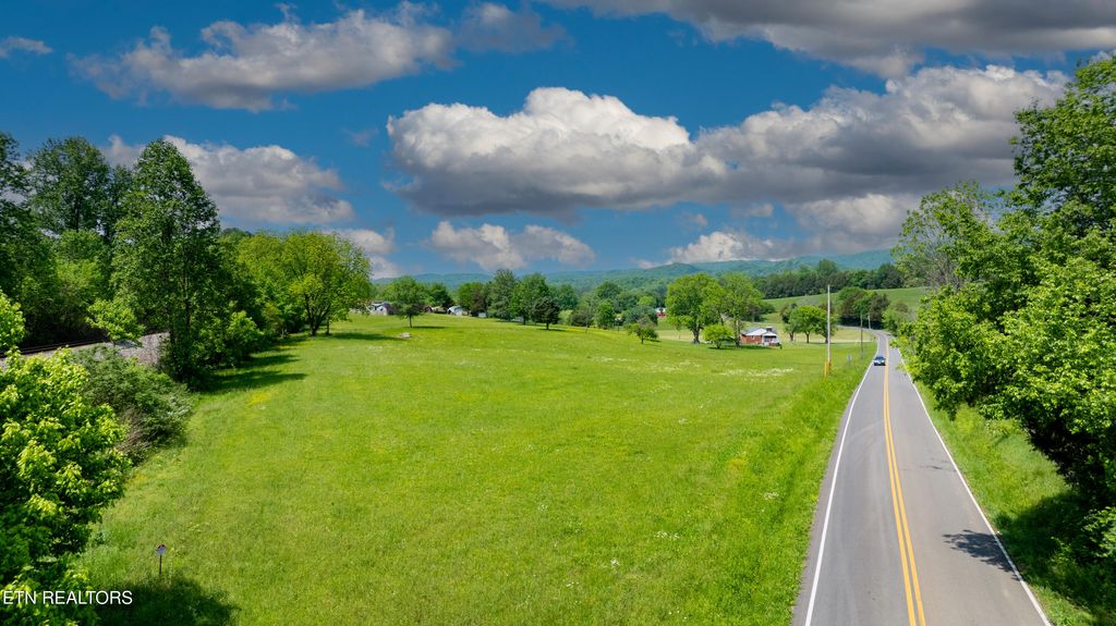 Photo of 171 Marlow Circle, Clinton, TN 37716 (MLS # 1299420)