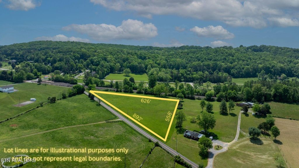 Photo of 171 Marlow Circle, Clinton, TN 37716 (MLS # 1299420)